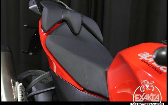 Gebrauchtmotorrad Aprilia Tuono V4 1100 RR - Bild 27