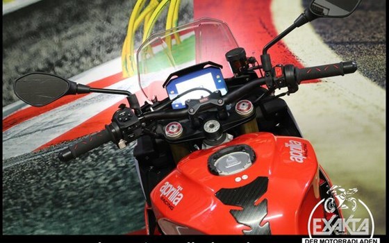 Gebrauchtmotorrad Aprilia Tuono V4 1100 RR - Bild 9