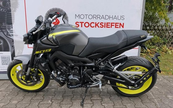 Gebrauchtmotorrad Yamaha MT-09 - Bild 1