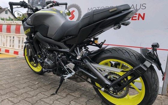 Gebrauchtmotorrad Yamaha MT-09 - Bild 4