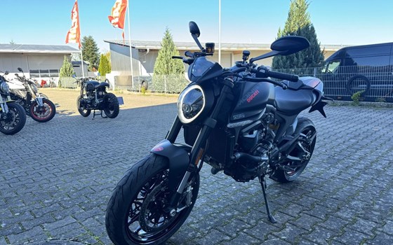 Gebrauchtmotorrad Ducati Monster + - Bild 10