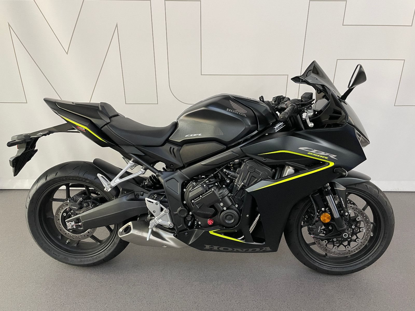 Honda CBR650R E-Clutch