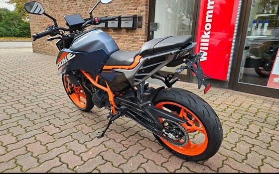 Gebrauchtmotorrad KTM 390 Duke - Bild 3