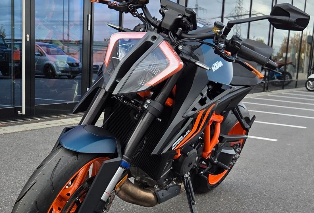 Angebot KTM 1290 Super Duke R EVO