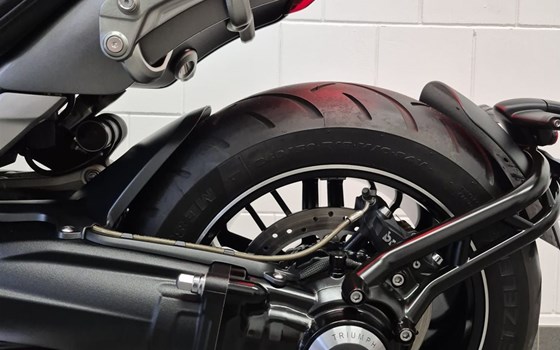 Gebrauchtmotorrad Triumph Rocket 3 GT - Bild 15