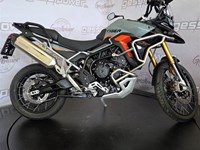 Neumotorrad Triumph Tiger 900 Desert Edition 