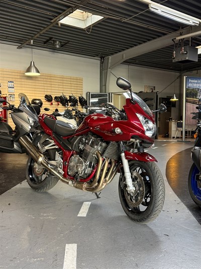 Bandit 1200S