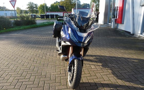 Gebrauchtmotorrad Honda NT1100 DCT Electronic Suspension - Bild 3