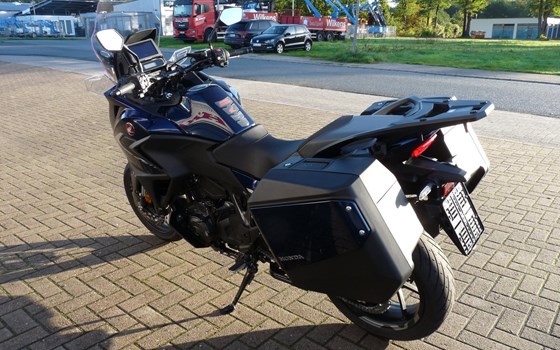 Gebrauchtmotorrad Honda NT1100 DCT Electronic Suspension - Bild 6