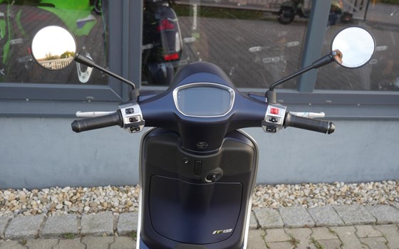 Neufahrzeug Vespa Primavera Tech 125 - Bild 9