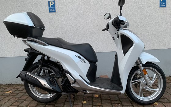 Gebrauchtmotorrad Honda SH150i - Bild 2