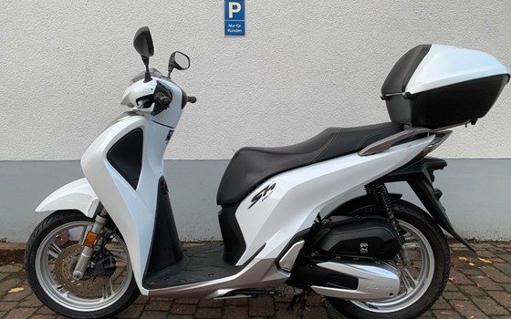 Gebrauchtmotorrad Honda SH150i - Bild 3