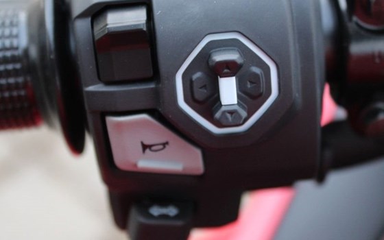 Gebrauchtmotorrad Honda CBR650R - Bild 18