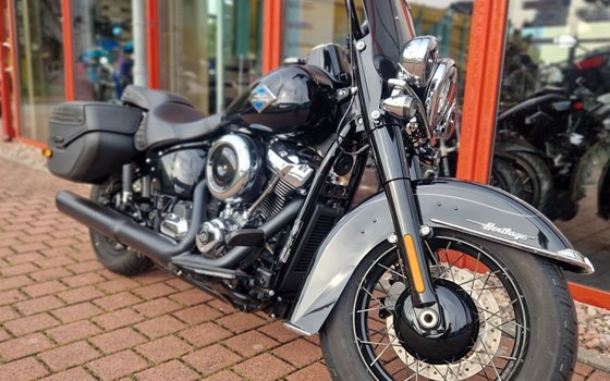 Gebrauchtmotorrad Harley-Davidson Softail Heritage Classic 114 FLHCS - Bild 5