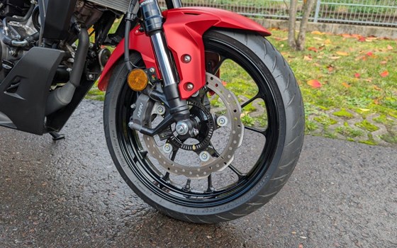 Gebrauchtmotorrad Honda CB125R - Bild 7