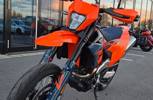 Gebrauchtmotorrad KTM 690 SMC R