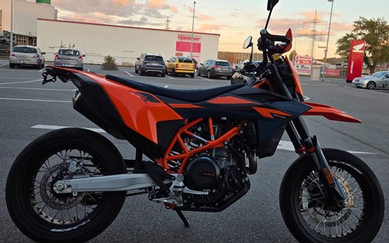 Gebrauchtmotorrad KTM 690 SMC R - Bild 4