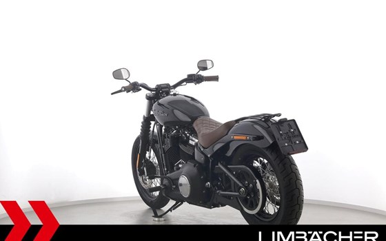Gebrauchtmotorrad Harley-Davidson Softail Street Bob FXBB - Bild 7