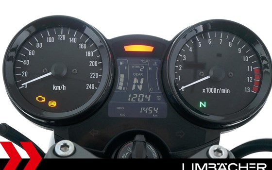 Gebrauchtmotorrad Kawasaki Z900 RS - Bild 12