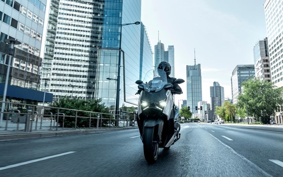 Neufahrzeug Yamaha XMAX 300 Tech MAX+ - Bild 4
