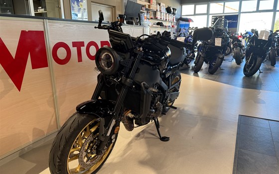 Gebrauchtmotorrad Yamaha XSR900 - Bild 3