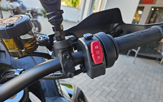 Neufahrzeug CFMOTO 1000MT-X - Bild 21