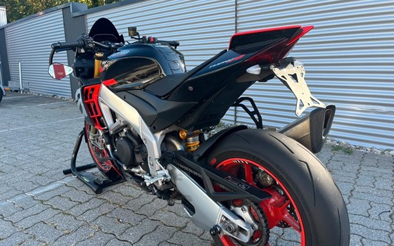 Gebrauchtmotorrad Aprilia Tuono V4 1100 Factory - Bild 5