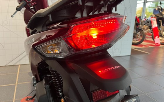 Gebrauchtmotorrad Honda NSC Vision 110 - Bild 9