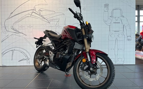 Gebrauchtmotorrad Honda CB125R - Bild 2