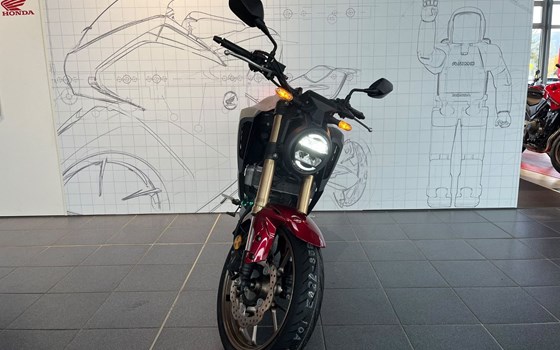 Gebrauchtmotorrad Honda CB125R - Bild 7