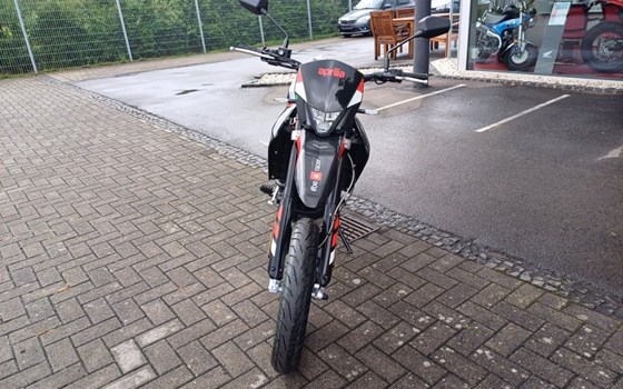 Neufahrzeug Aprilia SX 125 - Bild 8