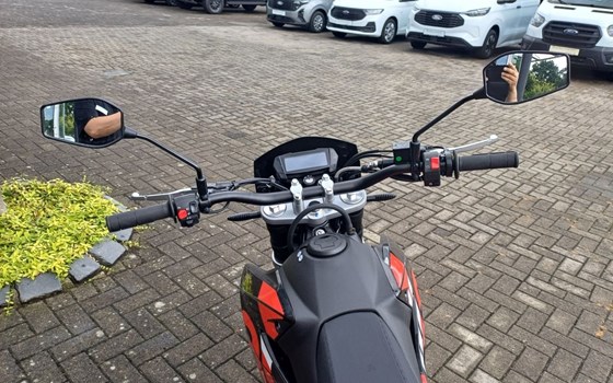 Neufahrzeug Aprilia SX 125 - Bild 9