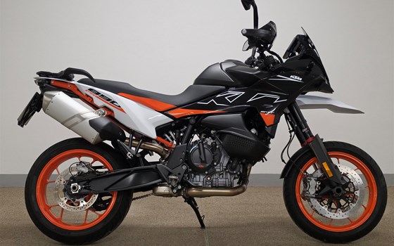 Gebrauchtmotorrad KTM 890 SMT - Bild 1