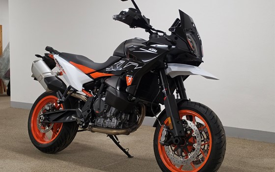 Gebrauchtmotorrad KTM 890 SMT - Bild 2