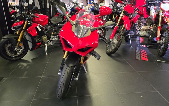 Gebrauchtmotorrad Ducati Panigale V4 S - Bild 3