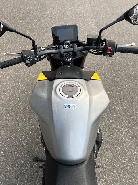 Angebot Honda CB750 Hornet E-Clutch