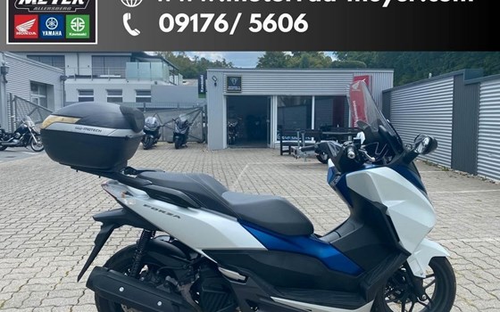Gebrauchtmotorrad Honda Forza 125 - Bild 2