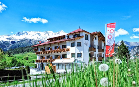 MoHo Alpen Boutique Hotel Alpetta - Bild 1 MoHo Alpen Boutique Hotel Alpetta - Bild 1