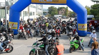 Benelli plant zur Hundertjahrfeier eine Fahrt über 3500Km durch Europa!