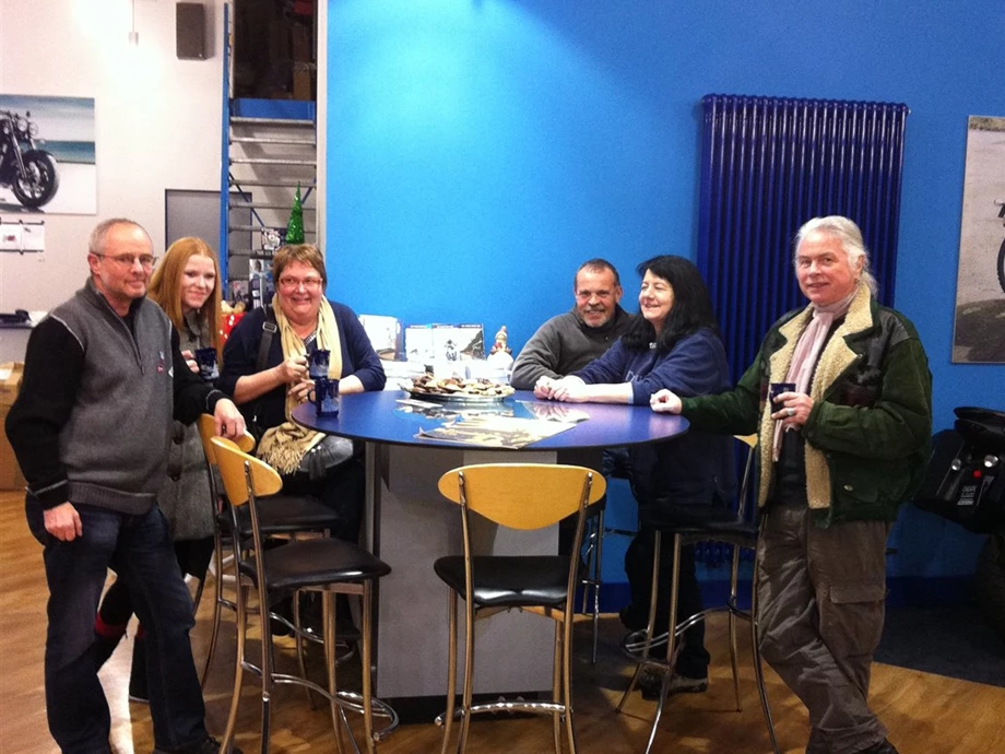 Glühwein-Shopping  Bild 2: Glühwein-Shopping