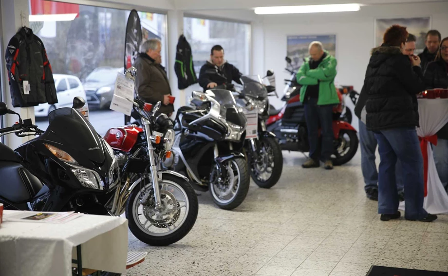 Honda Semmler - Glühweinparty 2014 Bild 10: Honda Semmler - Glühweinparty 2014