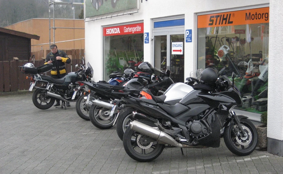 Honda Semmler - Glühweinparty 2014 Bild 2: Honda Semmler - Glühweinparty 2014