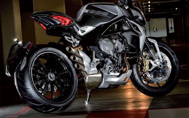 BRUTALE 800 DRAGSTER OPEN DAY