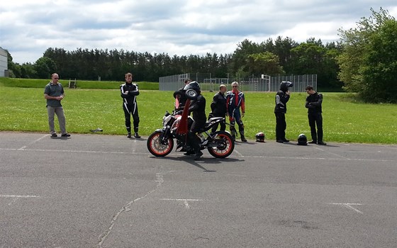 Motorrad-Schräglagentraining - Bild 5