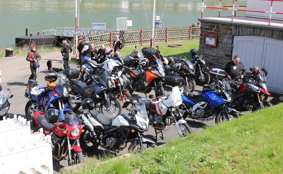 Saisoneröffnungsfahrt Zweirad Graß 2015 Bild 6: Saisoneröffnungsfahrt Zweirad Graß 2015