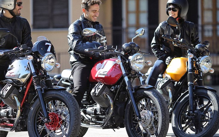 MOTO GUZZI V7 GARAGE WEEK