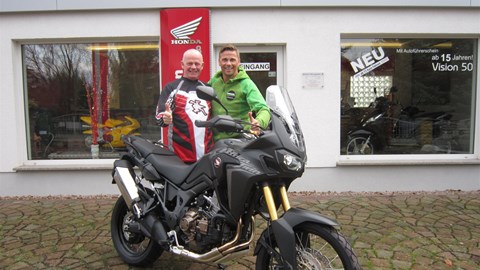 Unsere Premiere des Jahres, die Africa Twin am 23.01.2016  (ersten geheime Bilder)