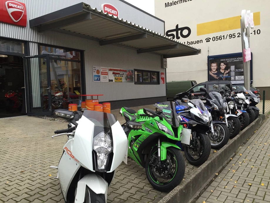 Ducati 4 You Rennstreckentermine 2016 Dijon Bild 1: Ducati 4 You Rennstreckentermine 2016 Dijon