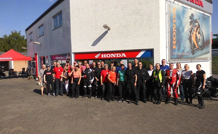 Honda Semmler - 4te Ausfahrt 2016 Bild 1: Honda Semmler - 4te Ausfahrt 2016