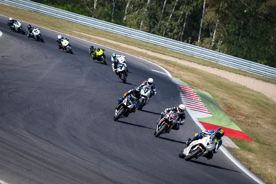 Saisonfinale der Triumph Challenge 2016 in Most